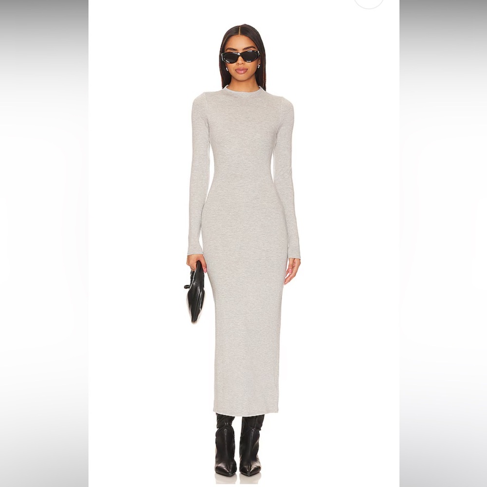Juniper Dress in Heather Grey
AFRM
